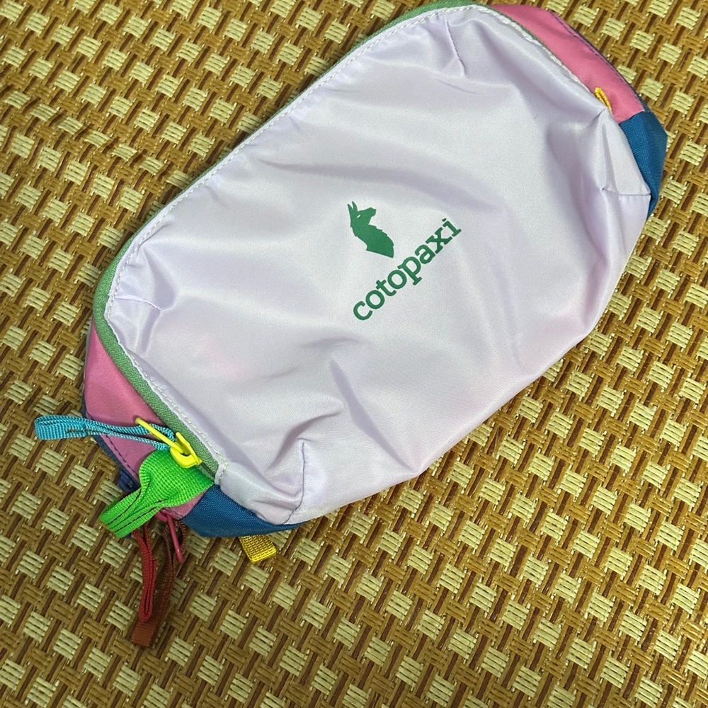 Cotopaxi Pink and Purple Crossbody Bag Sporty Design4L
